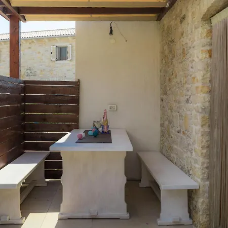 Holiday home Paula - Roj440 By Interhome *