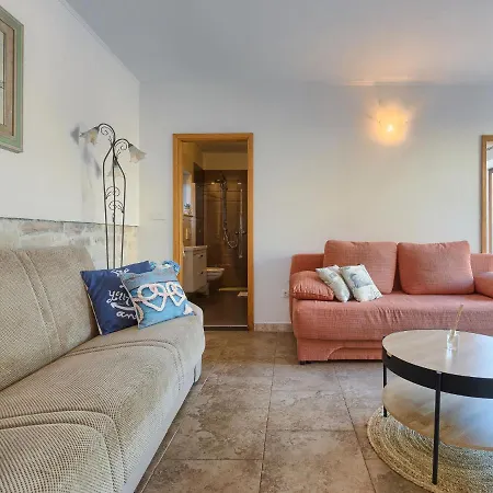 Holiday home Paula - Roj440 By Interhome