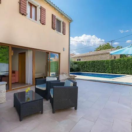 Paula - Roj440 By Interhome Pazin