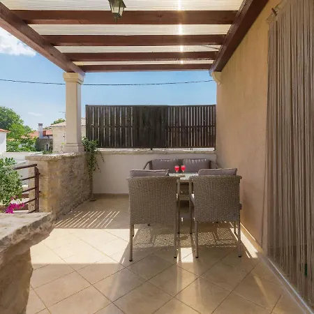 Holiday home Paula - Roj440 By Interhome *