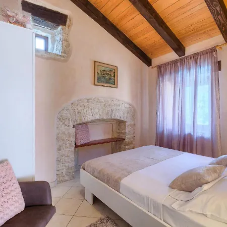 Paula - Roj440 By Interhome Holiday home Pazin